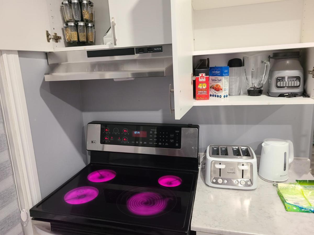 Downtown Ottawa Spacious Room Accommodation Екстер'єр фото